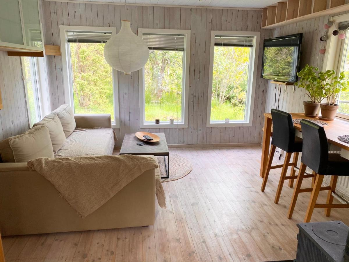 Stuga Pa Rossoe, Stroemstad Exteriér fotografie